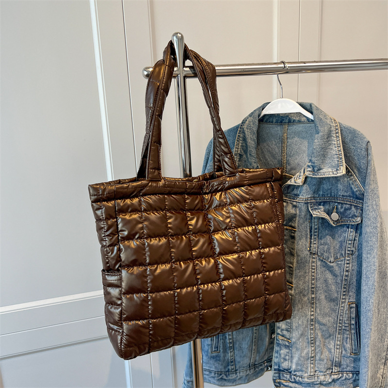Autumn Winter Large Capacity Women's Quilted Bucket Bag 2023 New Trendy Fashion Shoulder Bag